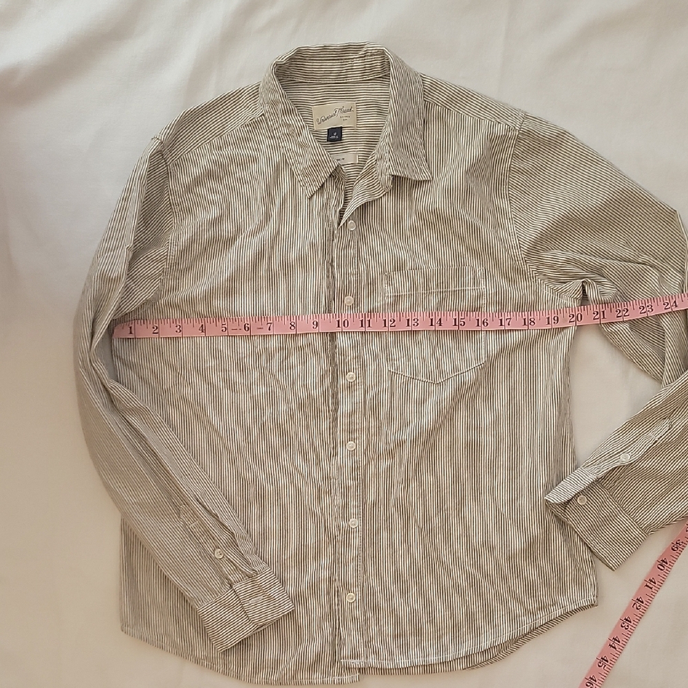 Universal Thread  Striped Button-Up Shirt - Picture 6 of 6